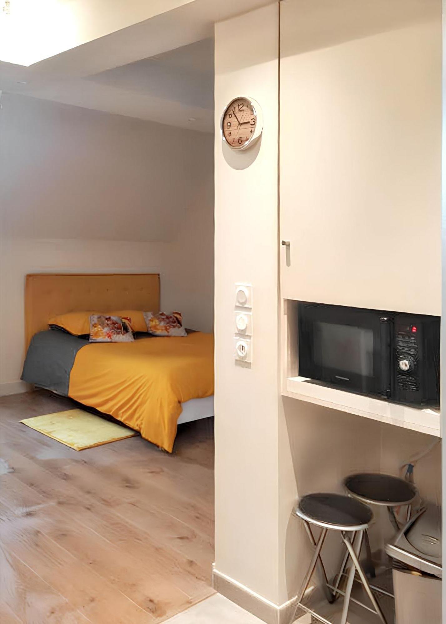 Charmant Studio A Abondant Avec Terrasse Ensoleillee 30 M² Exterior photo