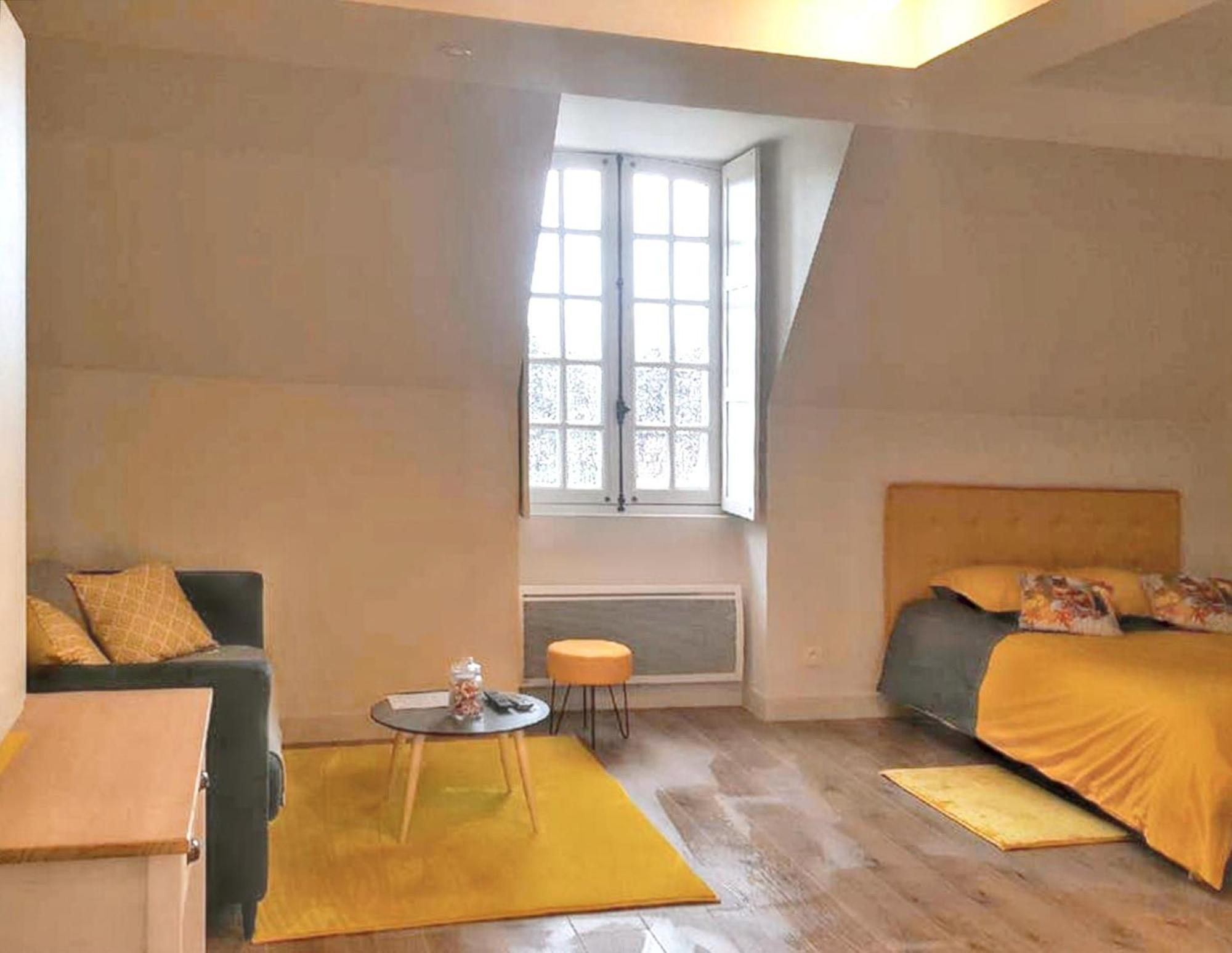 Charmant Studio A Abondant Avec Terrasse Ensoleillee 30 M² Exterior photo
